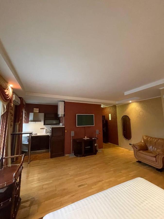 One Bedroom Kreschatik Str 4 Kyiv Exterior photo